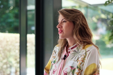 Empowering Ethical Growth - Jasmin Stollhof on AI, Trust, and the Future of B2B Marketing